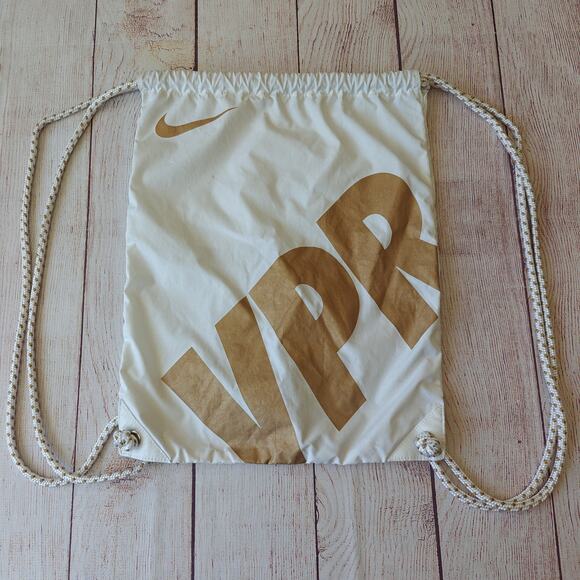 Nike Vapor Drawstring Bag/Backpack - Picture 1 of 8